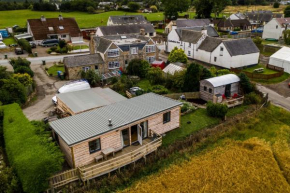 Culbokie Lodges